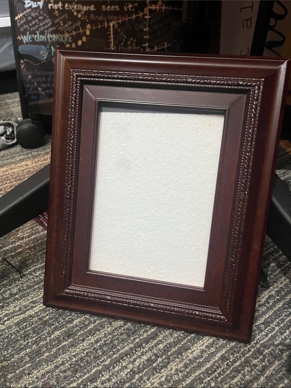 Classic Mahogany Wood Picture Frame - Home Accents 5 x 7” frame Wood 552